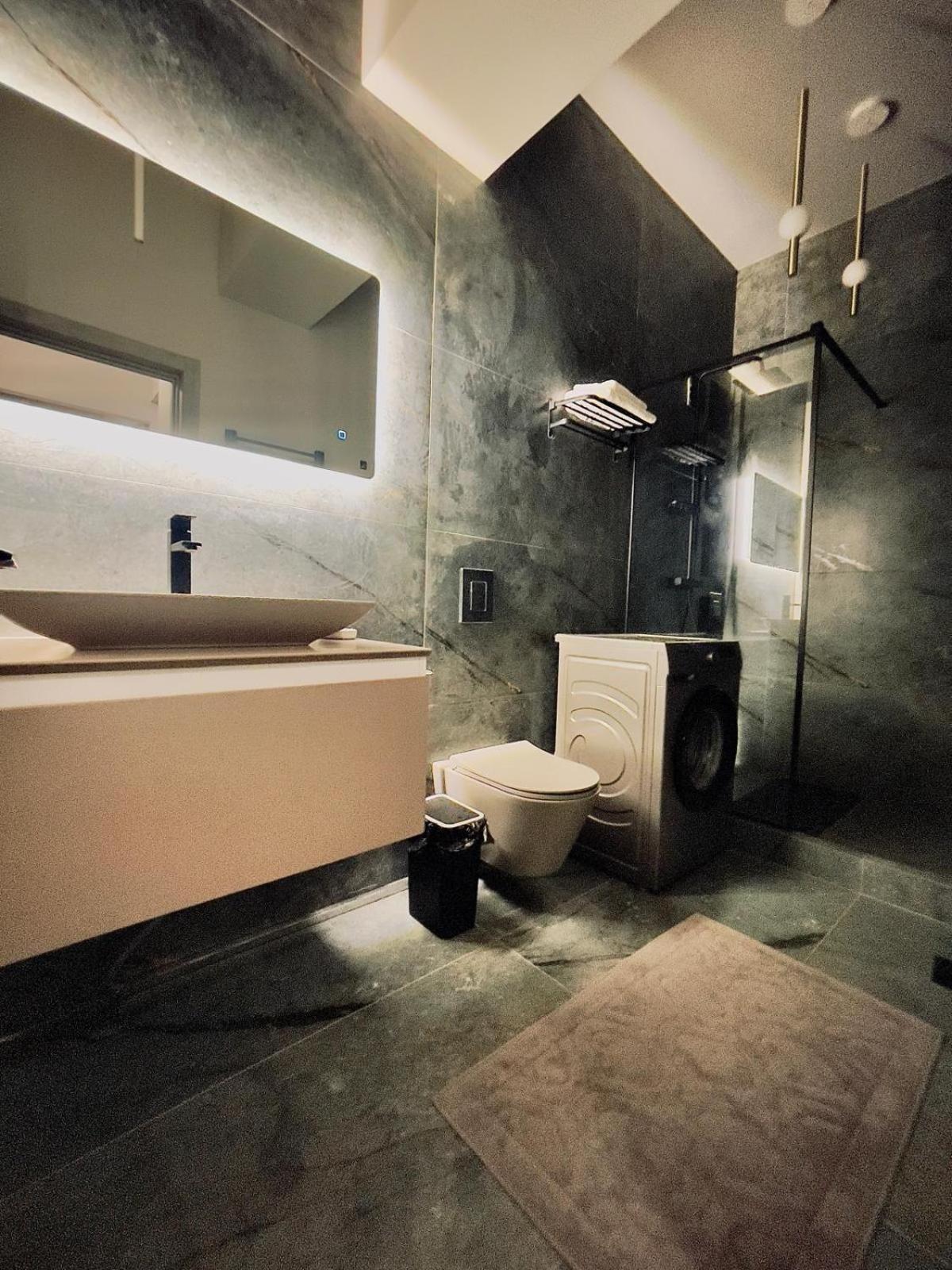 Апартаменти Mondden Penthouse Кишинів